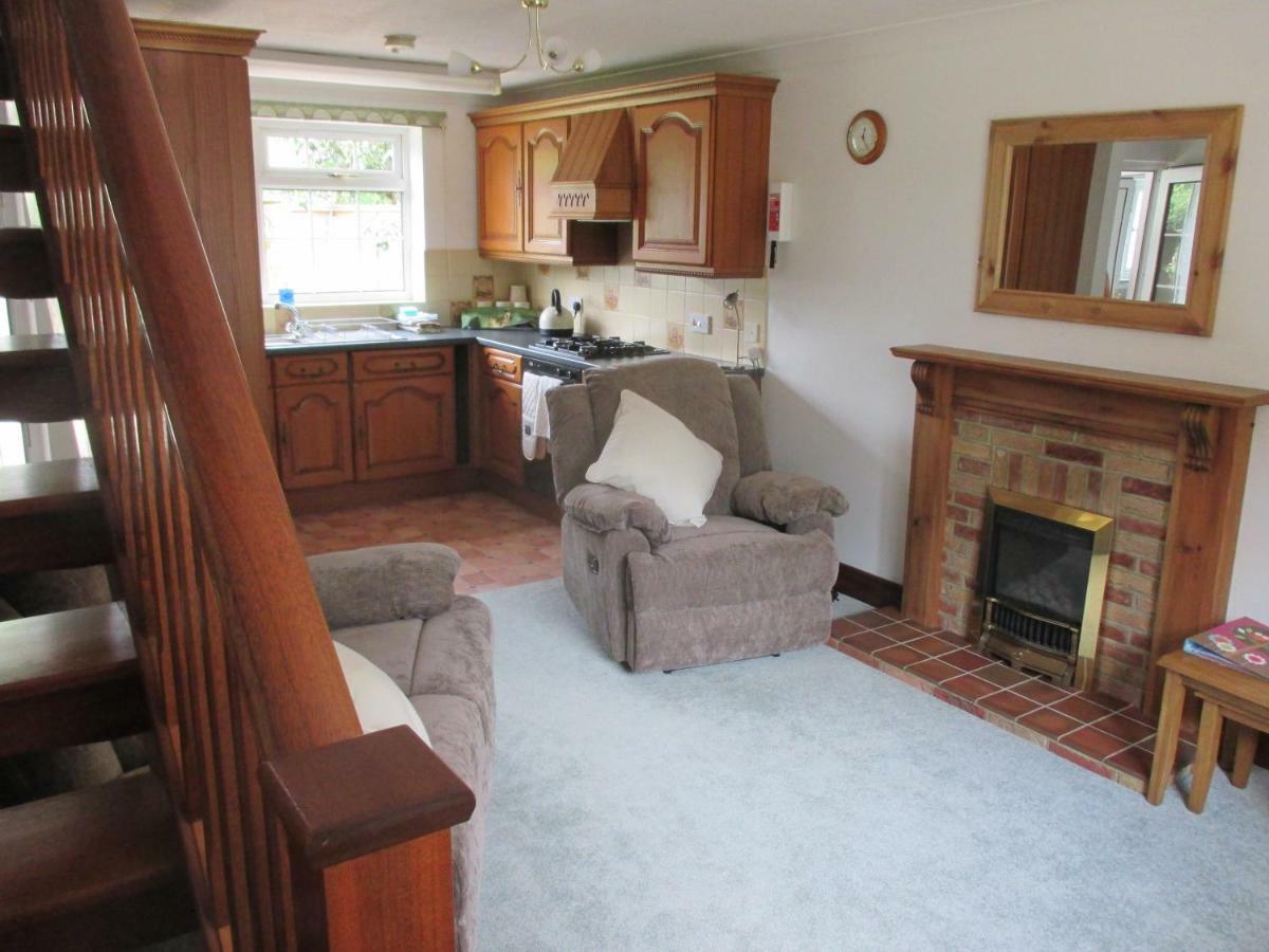 Hops Annex Villa Brockenhurst Esterno foto